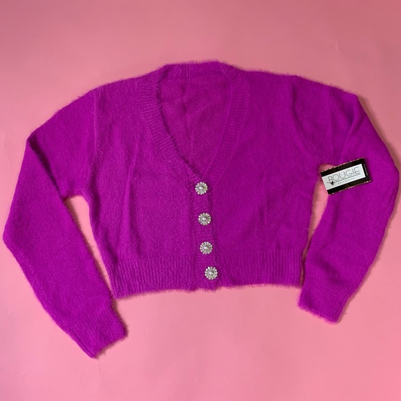 ‼️NEW‼️SHIPS TODAY📦 Fushia Plush Crop Sweater - Picture 2 of 7